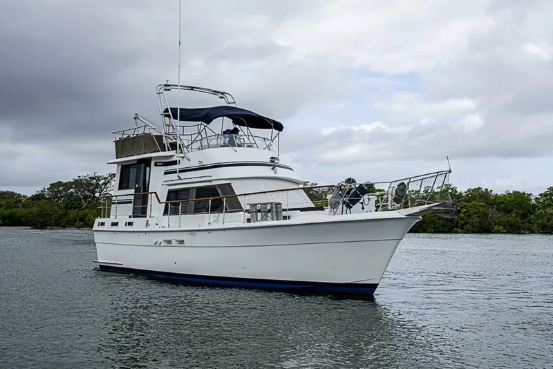 Slide: The Image of Gulfstar 44 Motor Yacht 1985 - 33