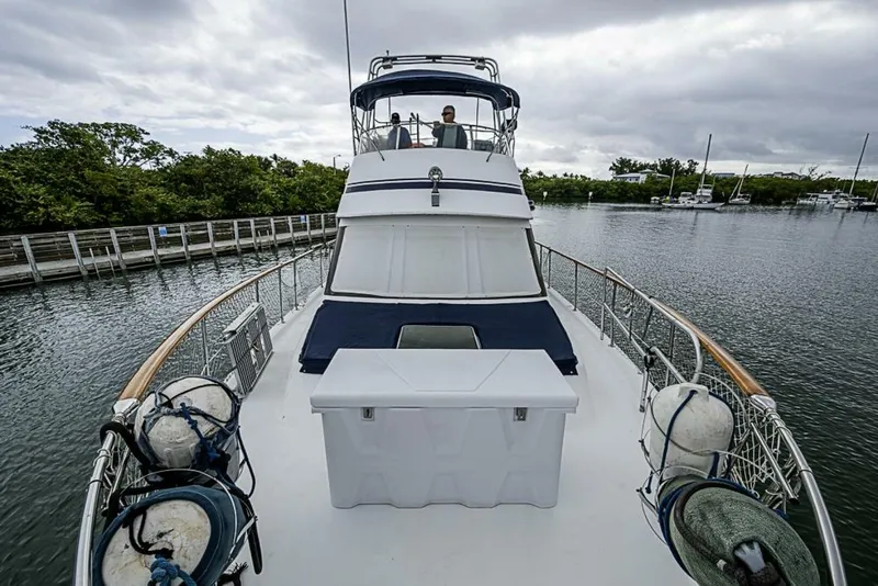 Slide: The Image of Gulfstar 44 Motor Yacht 1985 - 6