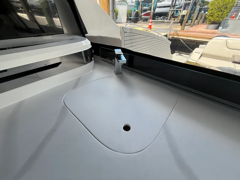 Slide: The Image of Cruisers 50 GLS 2024 - 14