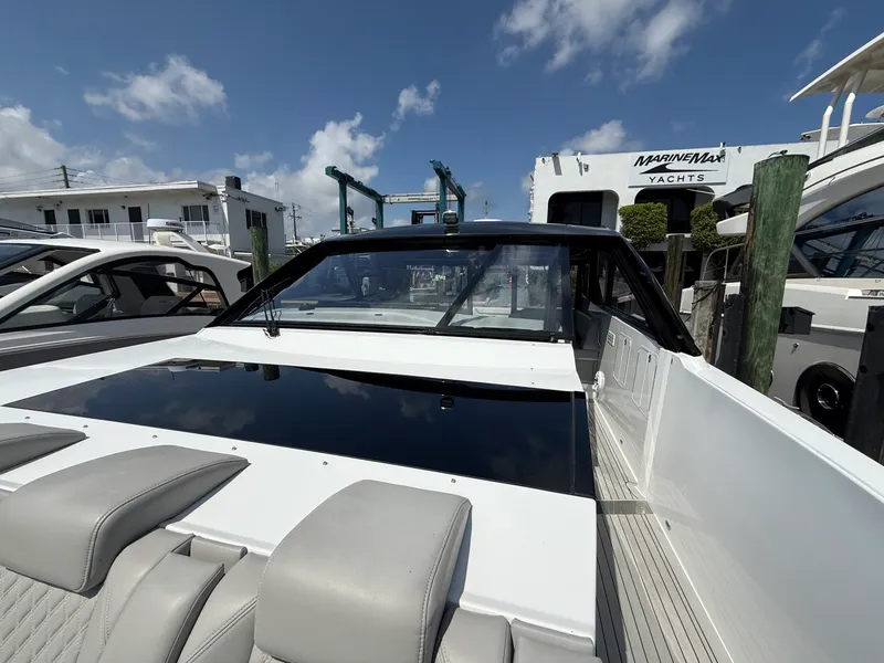 Slide: The Image of Cruisers 50 GLS 2024 - 36
