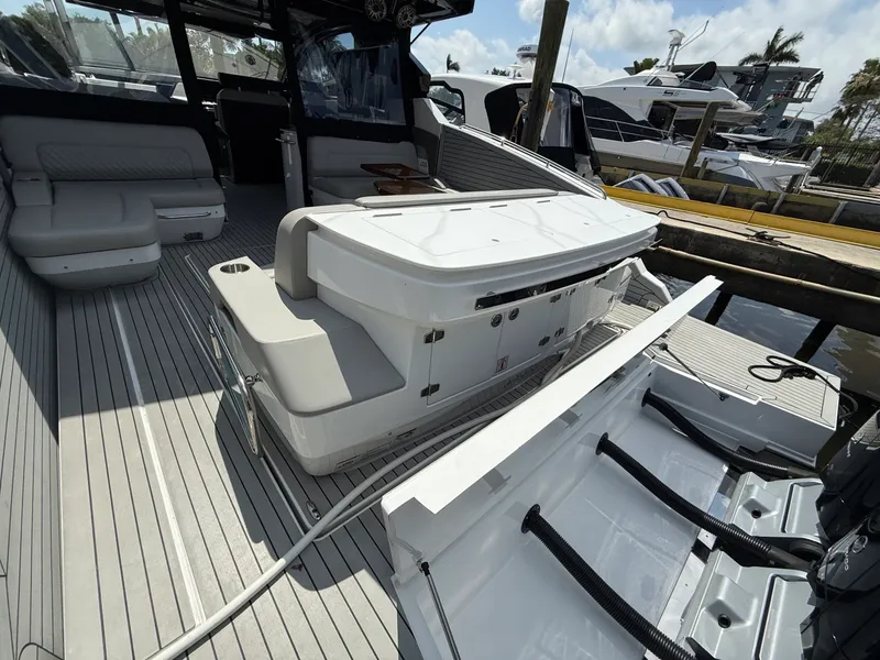 Slide: The Image of Cruisers 50 GLS 2024 - 4