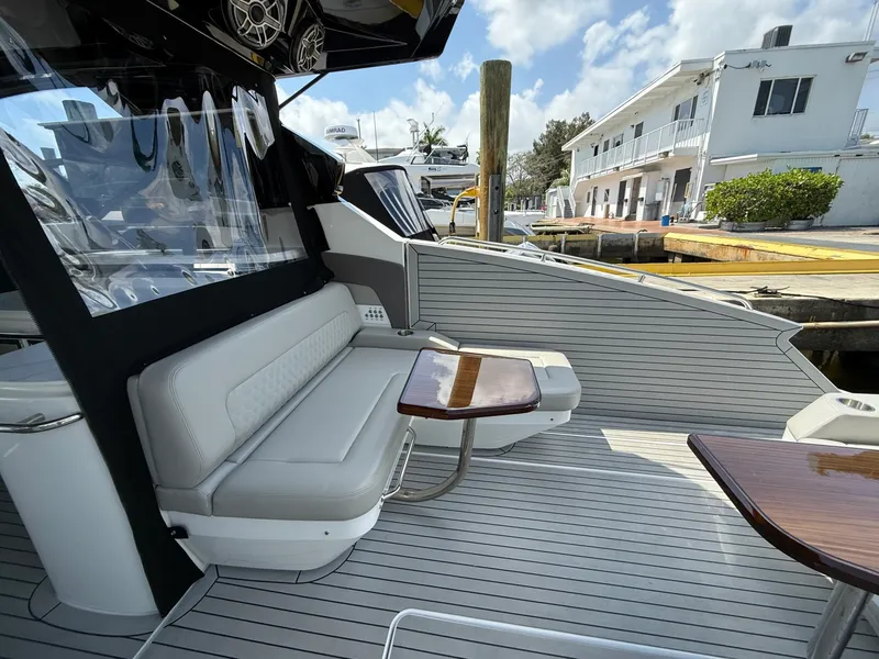 Slide: The Image of Cruisers 50 GLS 2024 - 8