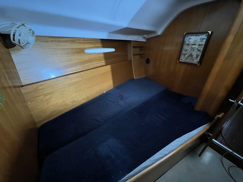 Slide: The Image of Beneteau First 42s7 1999 - 16