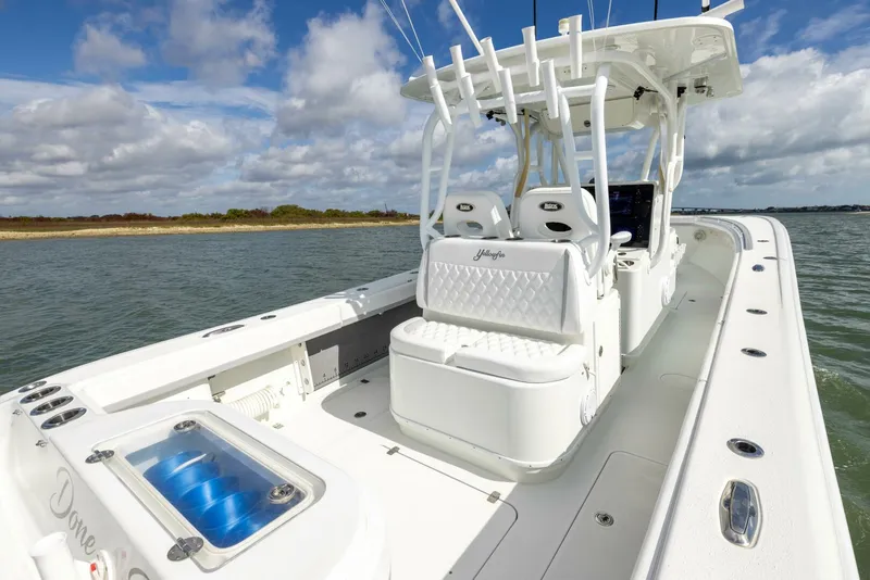 Slide: The Image of Yellowfin 32 Offshore 2014 - 20