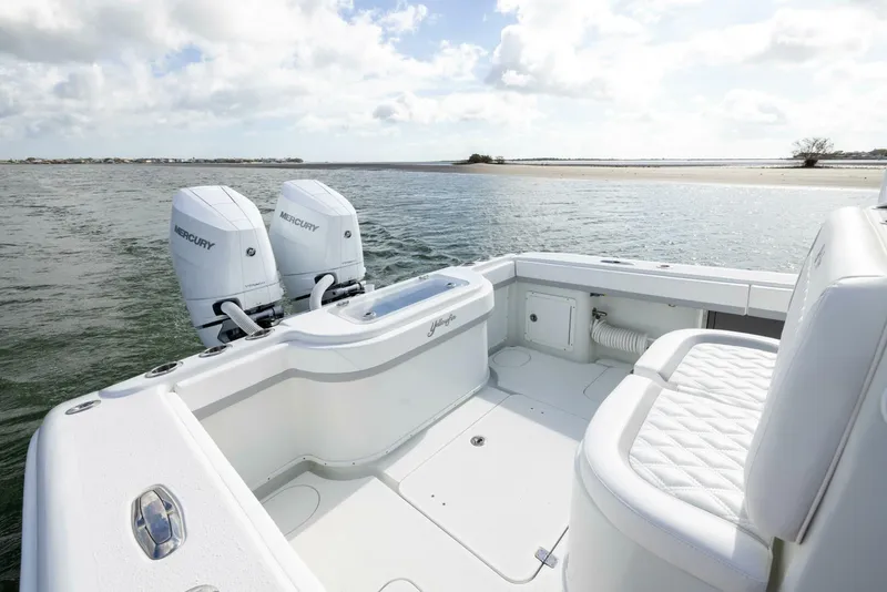 Slide: The Image of Yellowfin 32 Offshore 2014 - 29