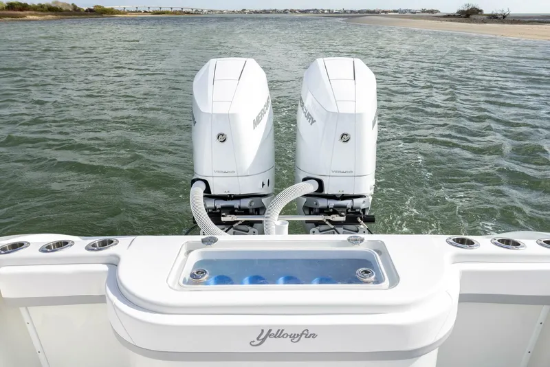 Slide: The Image of Yellowfin 32 Offshore 2014 - 31