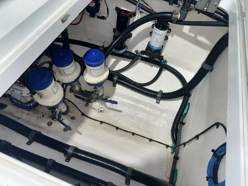 Slide: The Image of Yellowfin 32 Offshore 2014 - 34