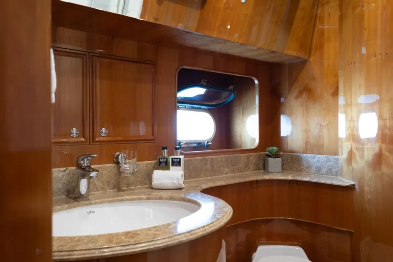 Slide: The Image of Horizon Elegance 82 2007 - 26