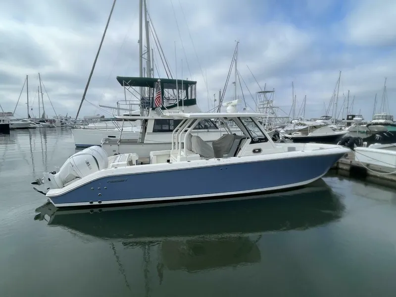 The Image of Pursuit S 328 Sport 2021 - 0