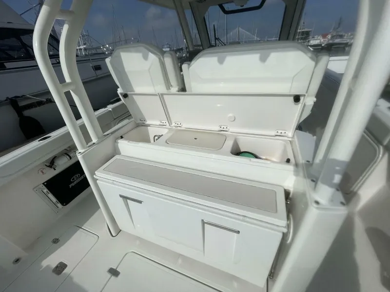 Slide: The Image of Pursuit S 328 Sport 2021 - 31