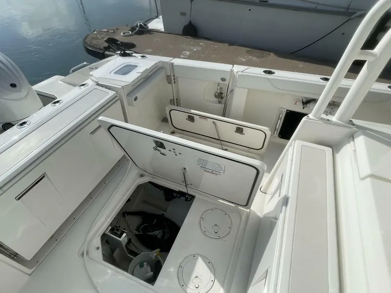 Slide: The Image of Pursuit S 328 Sport 2021 - 37