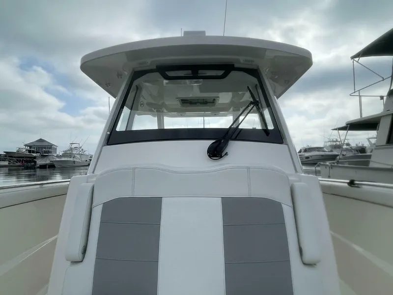 Slide: The Image of Pursuit S 328 Sport 2021 - 6