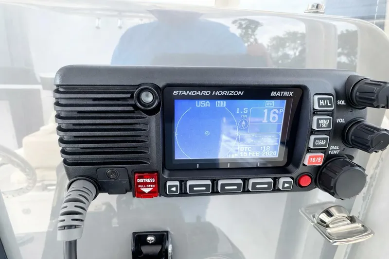 Slide: The Image of Pursuit C 260 Center Console 2017 - 21