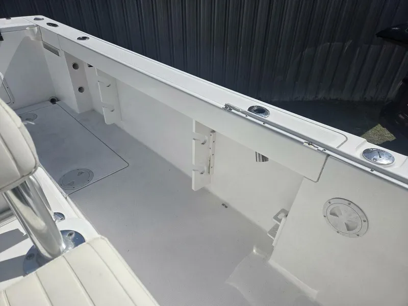 Slide: The Image of True World Marine TE2810 2008 - 11