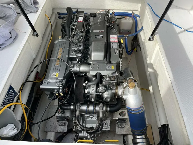 Slide: The Image of True World Marine TE2810 2008 - 14
