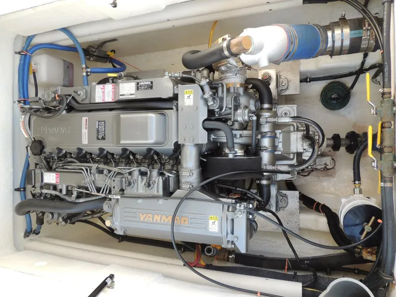 Slide: The Image of True World Marine TE2810 2008 - 15