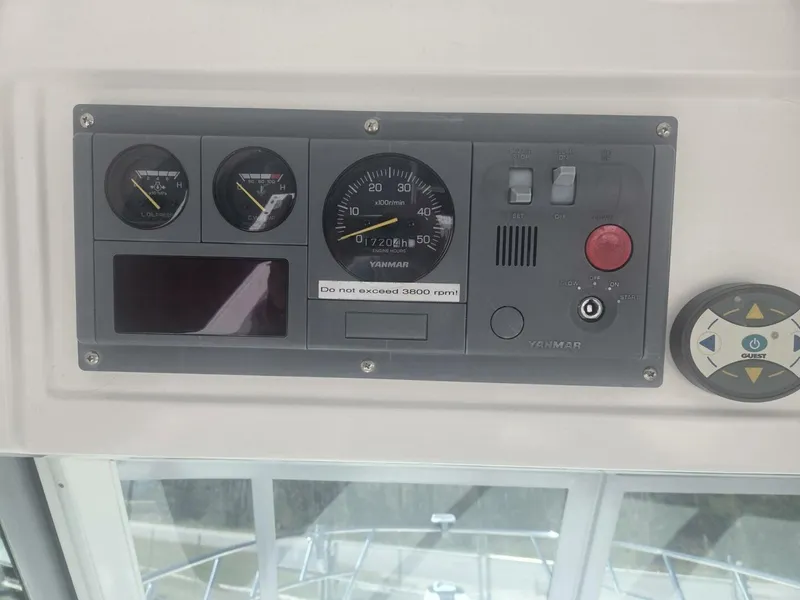 Slide: The Image of True World Marine TE2810 2008 - 29