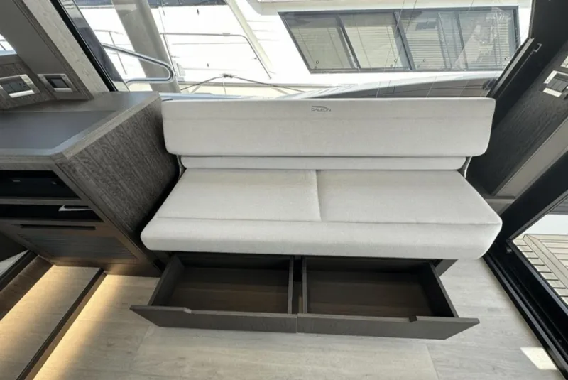 Slide: The Image of Galeon 510 SKY 2024 - 29
