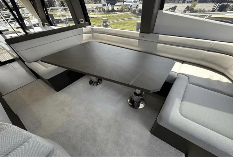 Slide: The Image of Galeon 510 SKY 2024 - 36