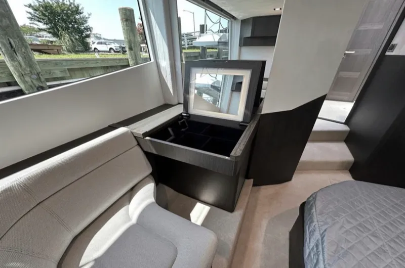 Slide: The Image of Galeon 510 SKY 2024 - 58