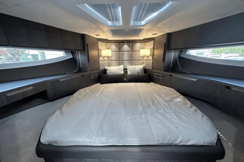 Slide: The Image of Galeon 510 SKY 2024 - 63