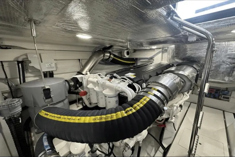 Slide: The Image of Galeon 510 SKY 2024 - 80