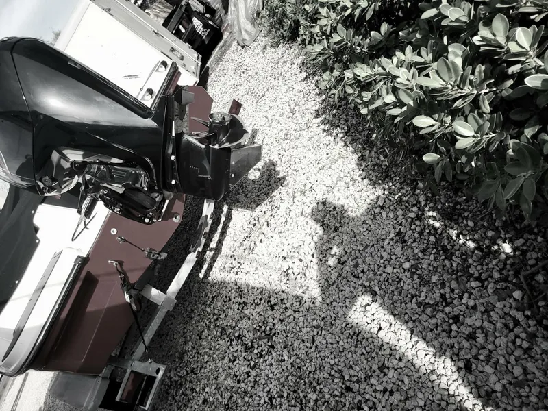 Slide: The Image of Bayliner Element M17 2022 - 4