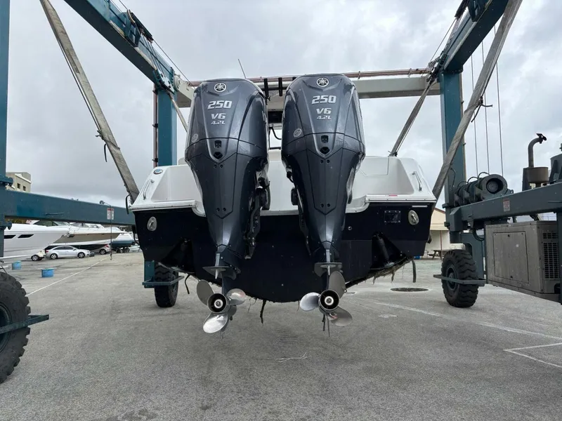Slide: The Image of Sea Hunt Ultra 275 SE 2022 - 6