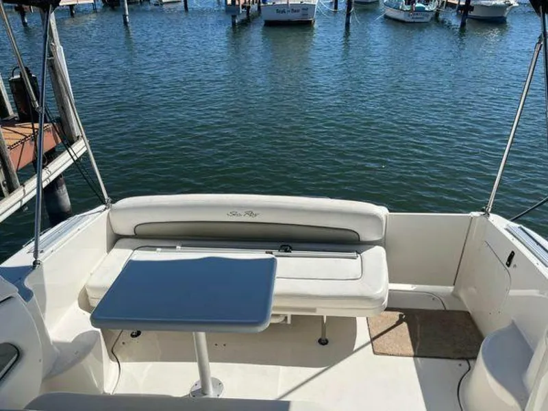Slide: The Image of Sea Ray Sundancer 2006 - 12