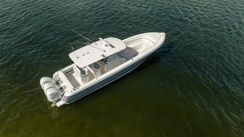 Slide: The Image of Intrepid 375 CC 2015 - 5