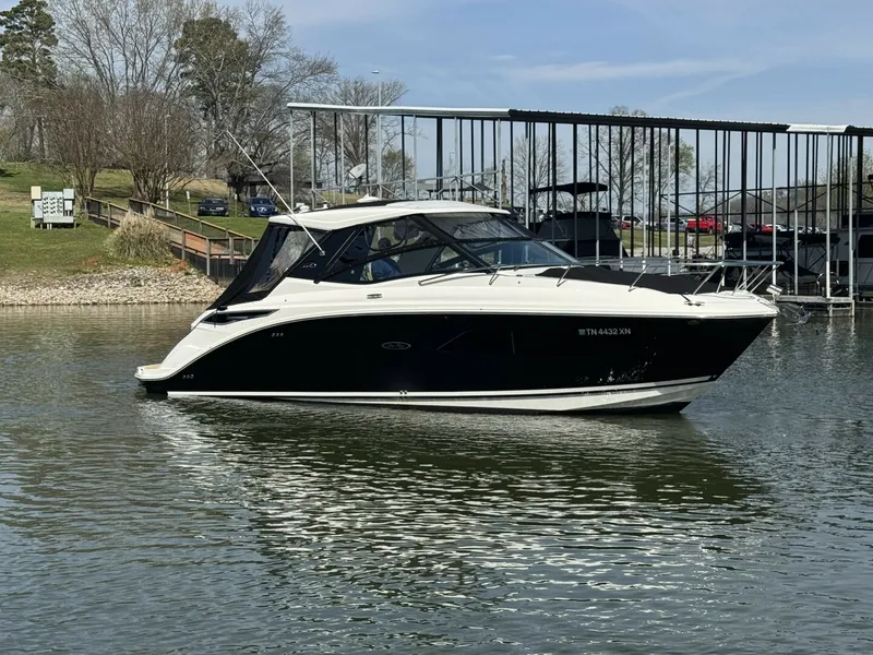 The Image of Sea Ray Sundancer 320 2023 - 0