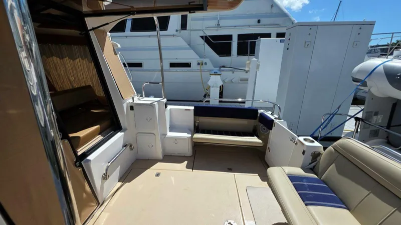 Slide: The Image of Ranger Tug 29-CB 2019 - 10