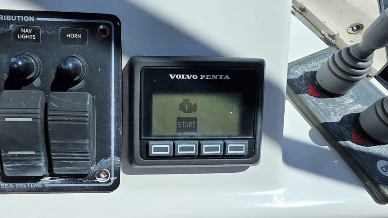 Slide: The Image of Ranger Tug 29-CB 2019 - 34