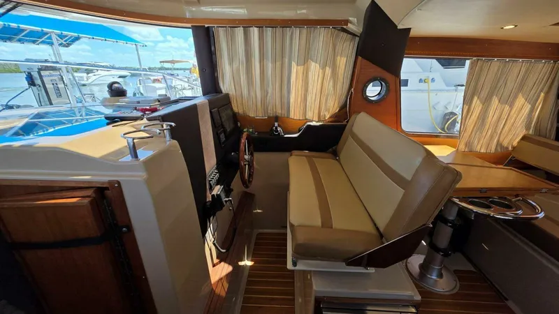 Slide: The Image of Ranger Tug 29-CB 2019 - 43