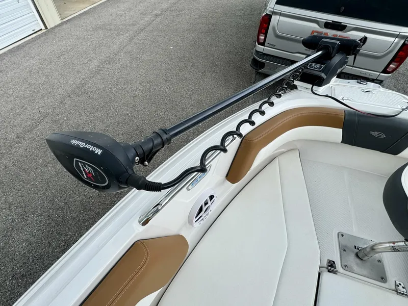 Slide: The Image of Chaparral 21 SSi Ski & Fish 2023 - 46