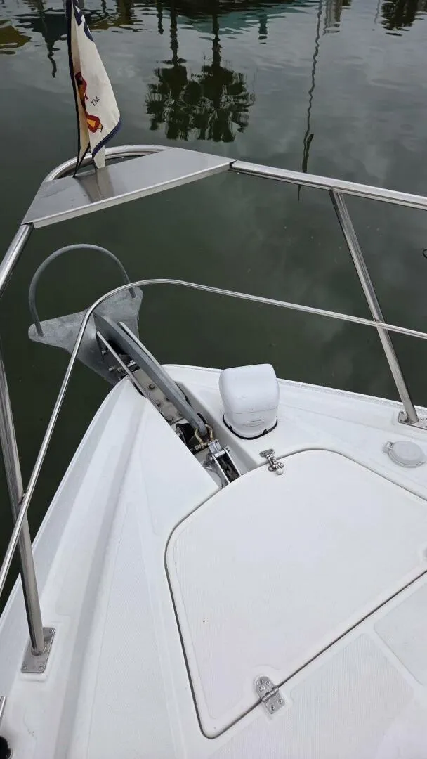 Slide: The Image of Cruisers 4450 Express Motor Yacht 2000 - 10