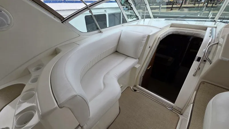 Slide: The Image of Cruisers 4450 Express Motor Yacht 2000 - 16