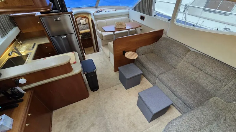 Slide: The Image of Cruisers 4450 Express Motor Yacht 2000 - 28
