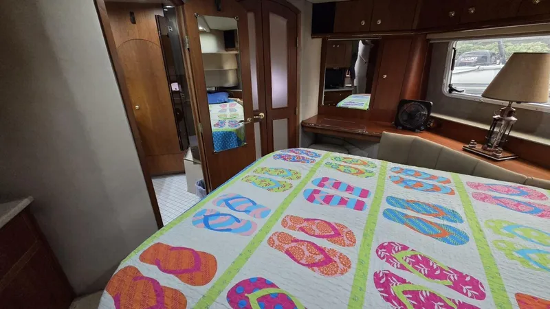 Slide: The Image of Cruisers 4450 Express Motor Yacht 2000 - 54