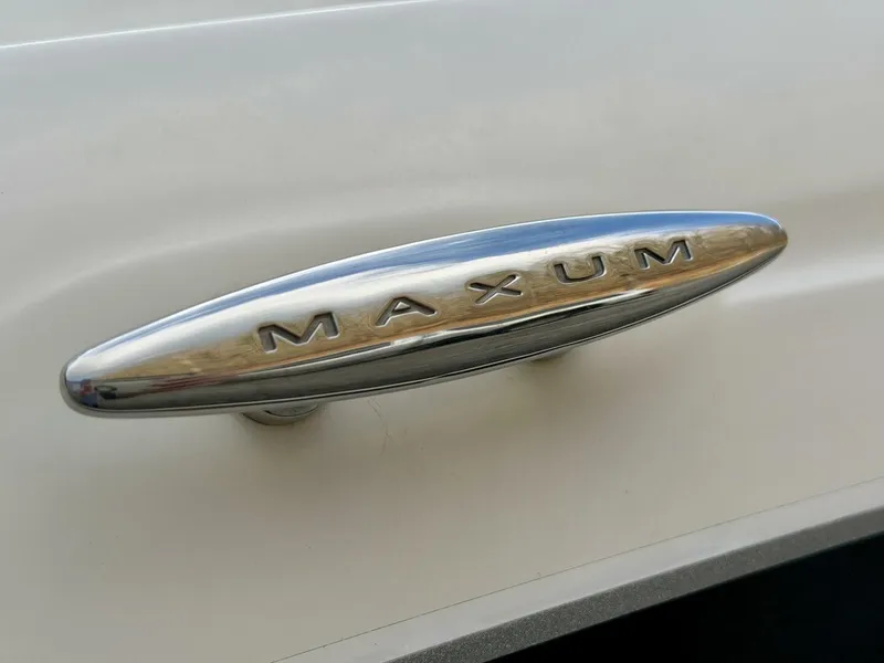 Slide: The Image of Maxum 2200 SR3 2007 - 190