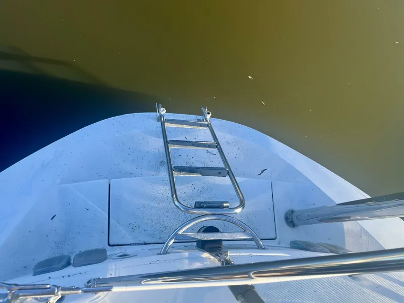 Slide: The Image of Beneteau 1990 - 12