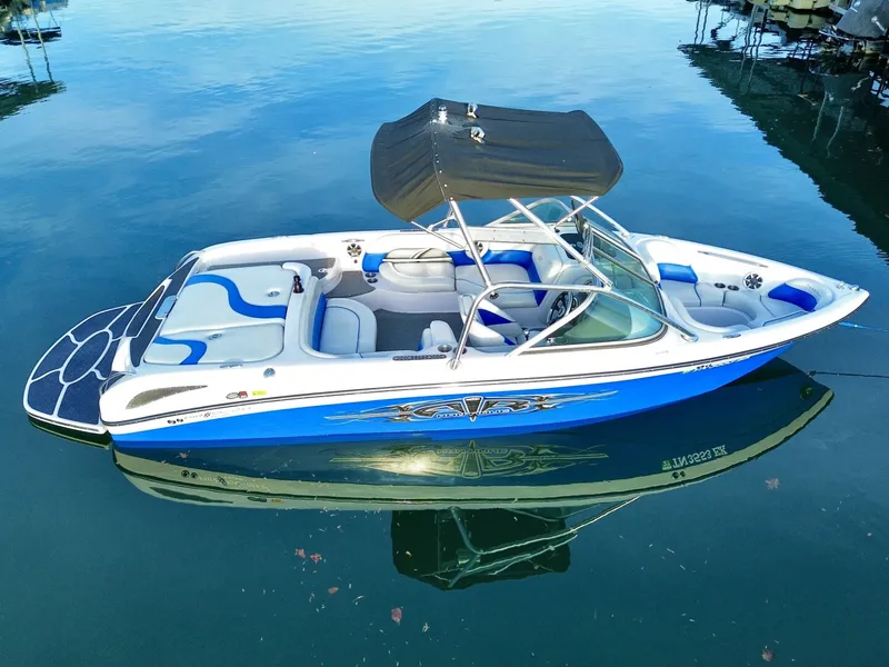 The Image of Correct Craft Air Nautique SV-211 Team Edition 2006 - 0