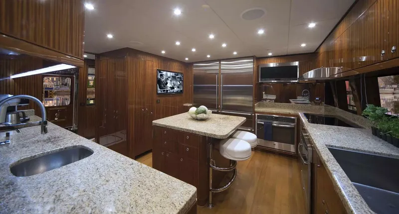 Slide: The Image of Hargrave Raised Pilothouse 2016 - 13