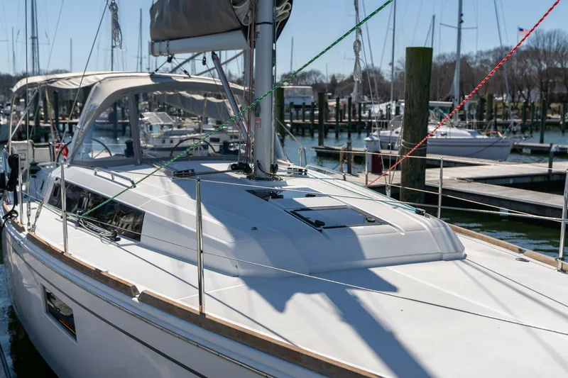 Slide: The Image of Beneteau Oceanis 38.1 2019 - 17
