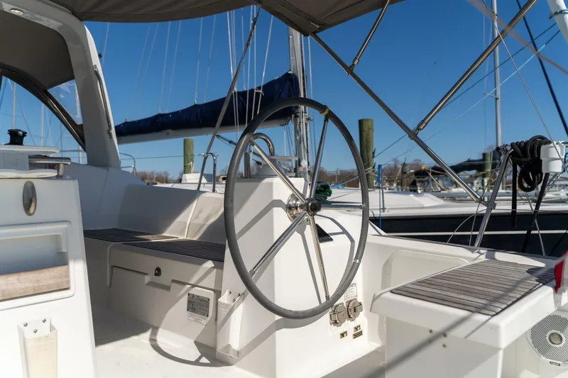 Slide: The Image of Beneteau Oceanis 38.1 2019 - 37