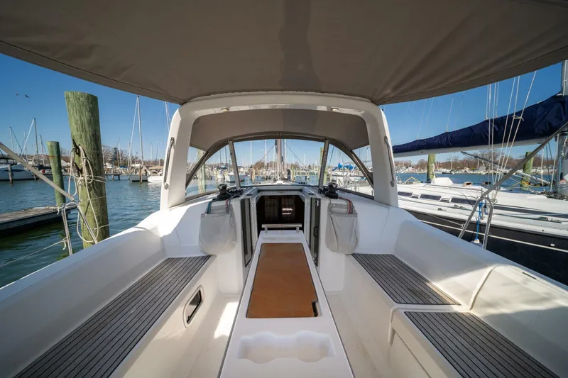 Slide: The Image of Beneteau Oceanis 38.1 2019 - 39