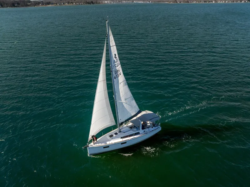 Slide: The Image of Beneteau Oceanis 38.1 2019 - 8
