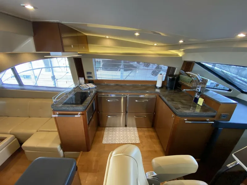 Slide: The Image of Sea Ray 510 FLY 2016 - 16