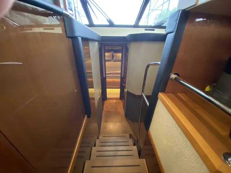 Slide: The Image of Sea Ray 510 FLY 2016 - 17