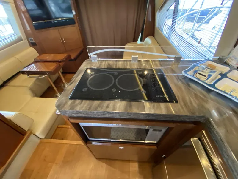 Slide: The Image of Sea Ray 510 FLY 2016 - 39